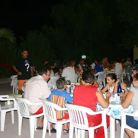 Parque de vacaciones Mare *